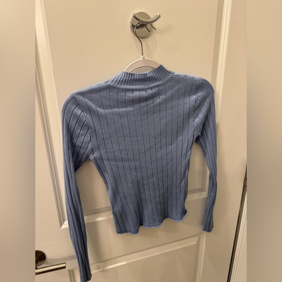 Light Blue Wide Ribbed Mockneck Sweater - Picture 6 of 8